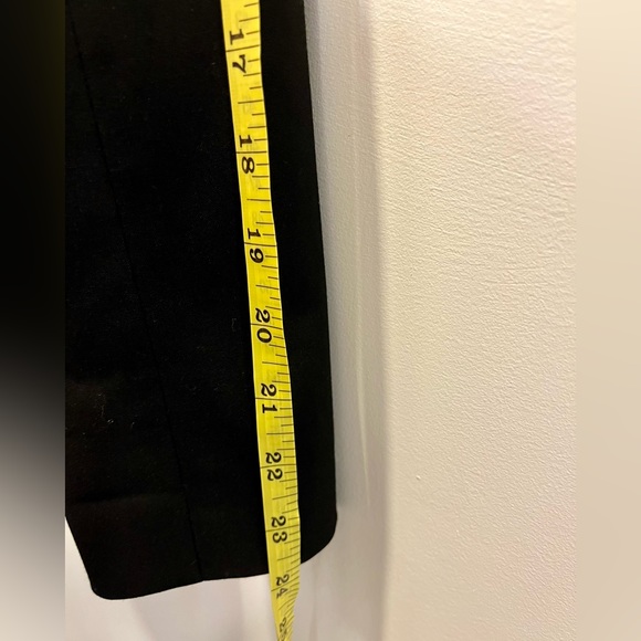 Uniqlo women’s black blazer, size small, EUC - Picture 6 of 6